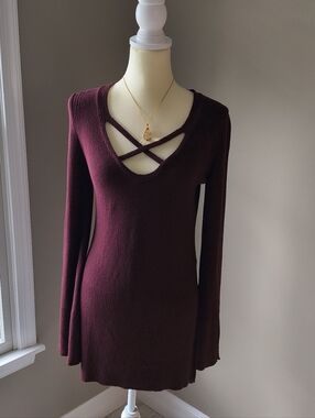 Free People, Crisscross V-Neck Sweater Tunic - Deep Wine, sz S -see measurements